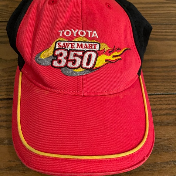 Men's Nascar Hat - Picture 2 of 2